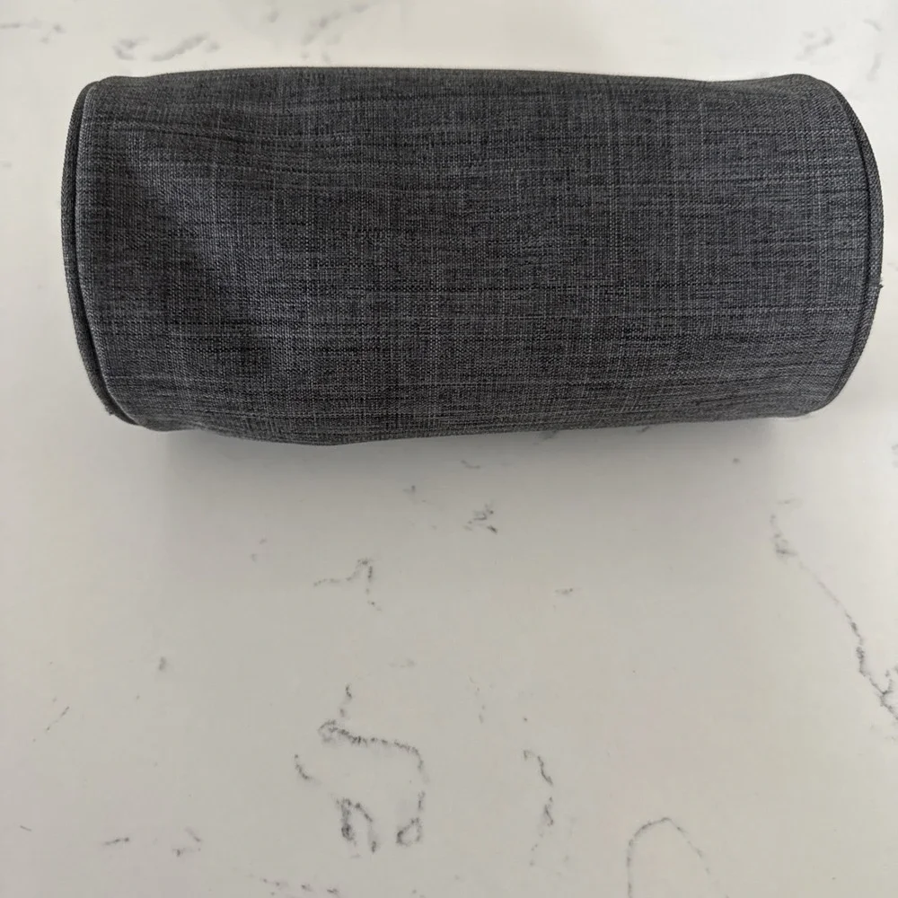American Airlines Flagship Grey Red First Class Amenity Kit New